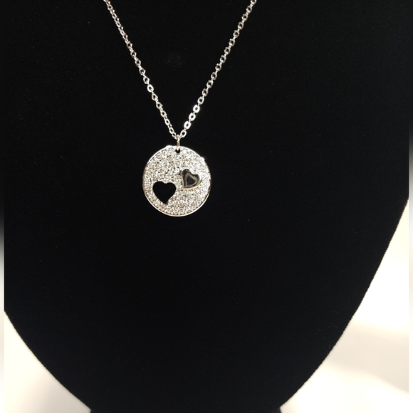Swarovski Metropolis Pendant Necklace Silver Open Heart Retied - Picture 4 of 9